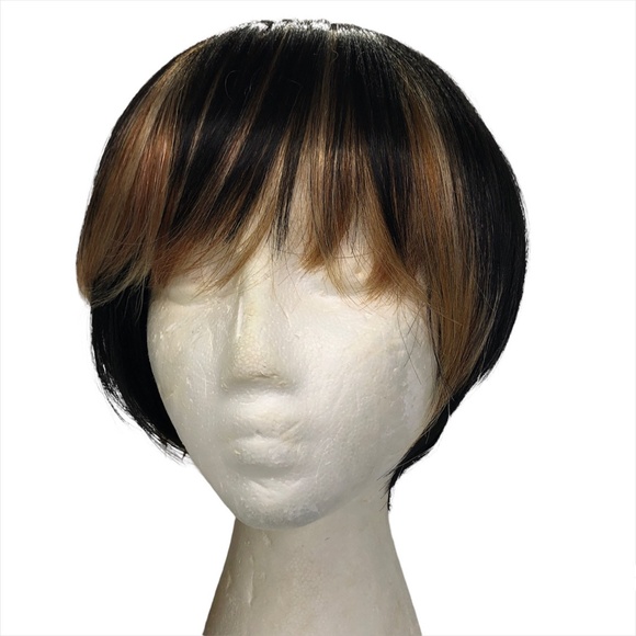 NEW Signature Look Wig 1B/745 ~W025 - Picture 7 of 15